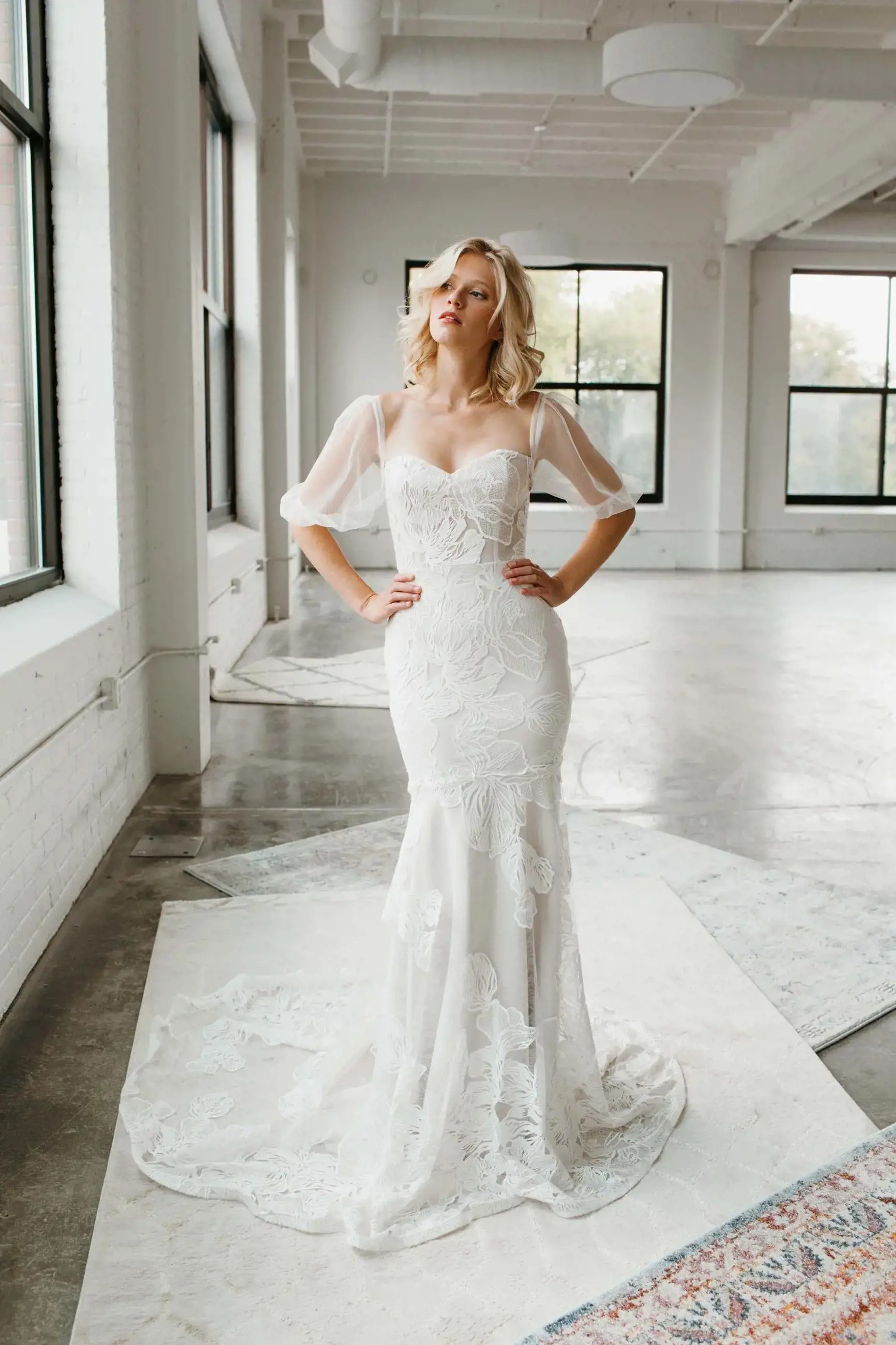 Rose + Williams by</p> TARA Latour